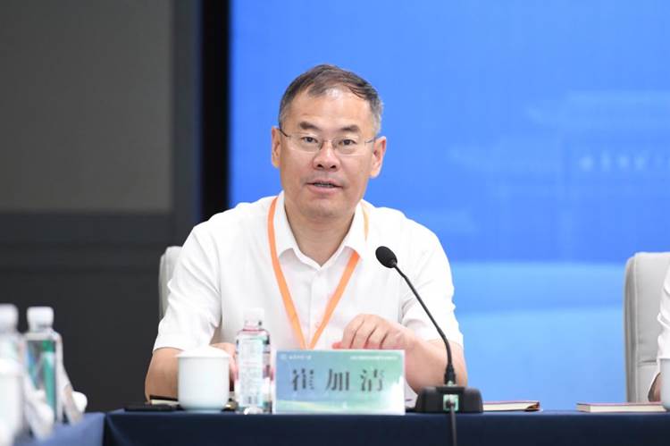 https://www.qfnu.edu.cn/__local/1/C8/09/5AFE59D243E03D638276A2ABF6E_DD0927B0_A96B.jpg
